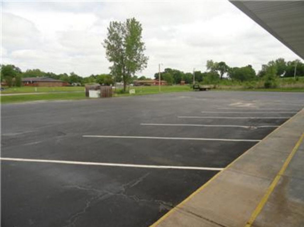 Sallisaw Inn Bagian luar foto